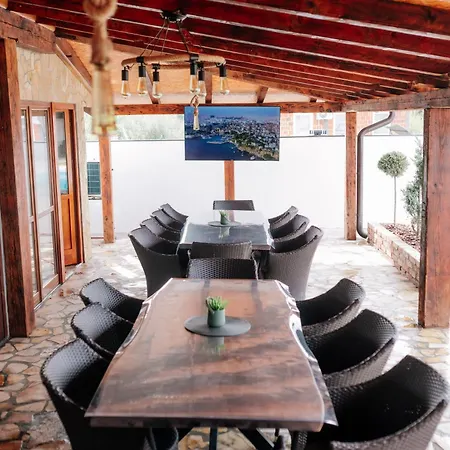 Cartagena 2 וילה Brčko